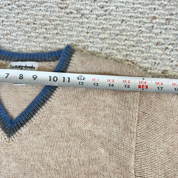 Shetland Wool V-neck Sweater - Picture 6 of 8